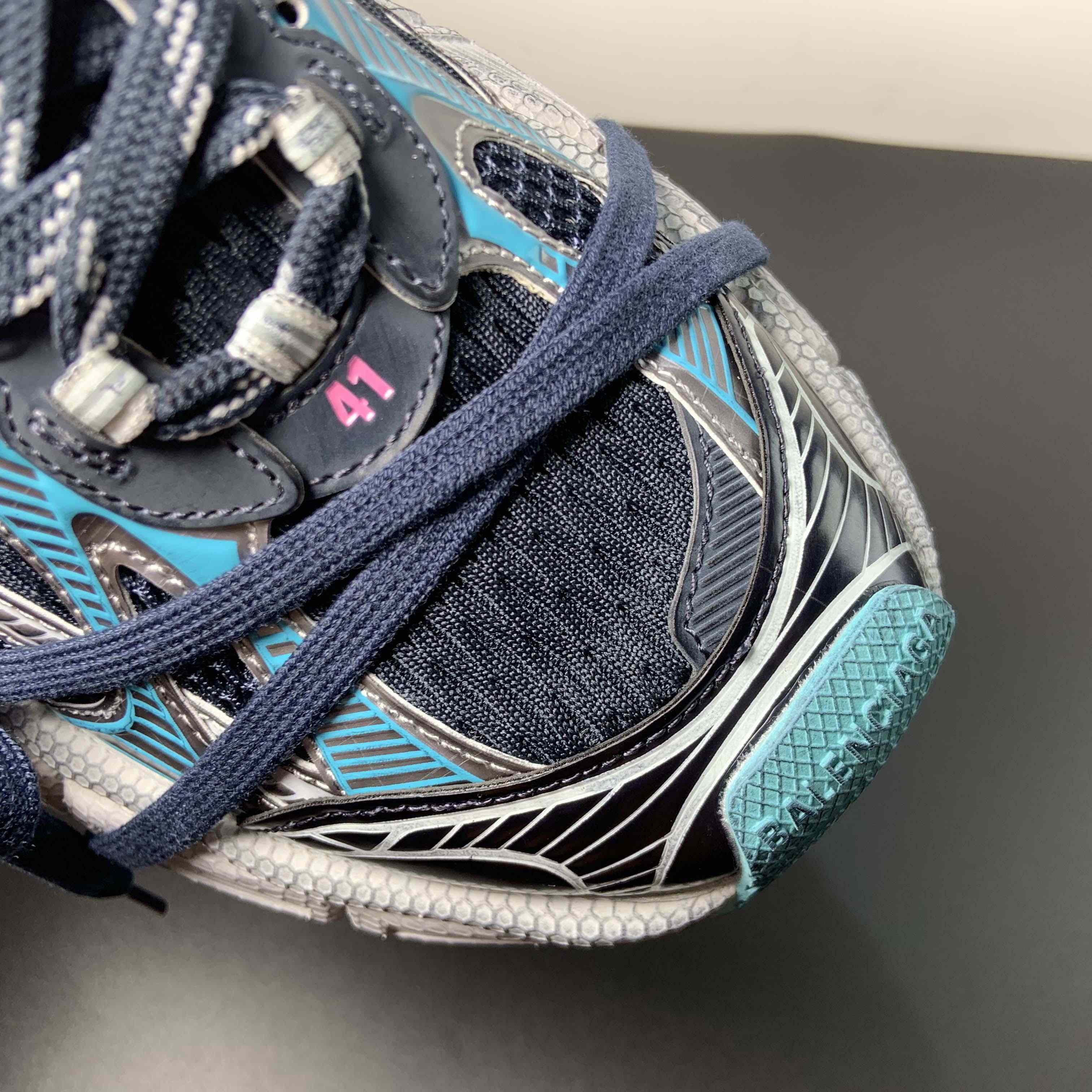 Balenciaga 3XL Sneaker - FashionPlug