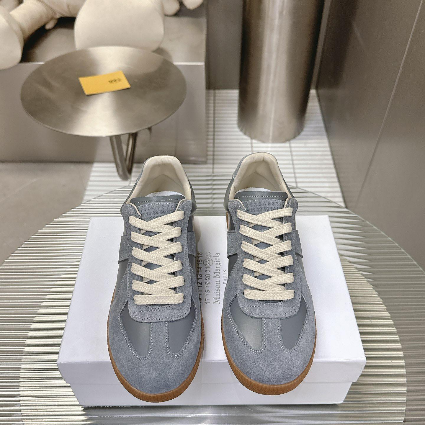 Maison Margiela Paint Replica Low-top Sneakers - FashionPlug