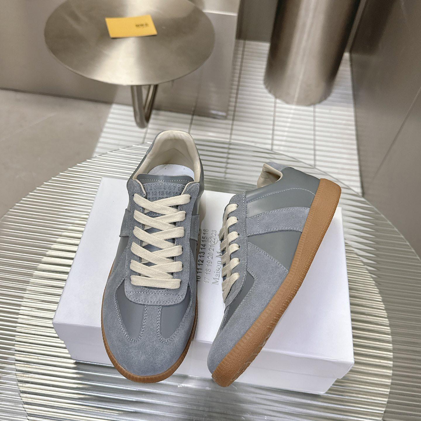Maison Margiela Paint Replica Low-top Sneakers - FashionPlug