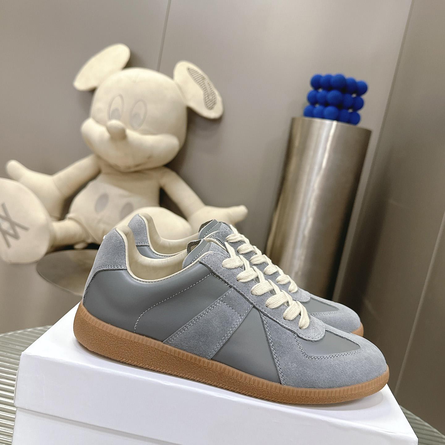 Maison Margiela Paint Replica Low-top Sneakers - FashionPlug