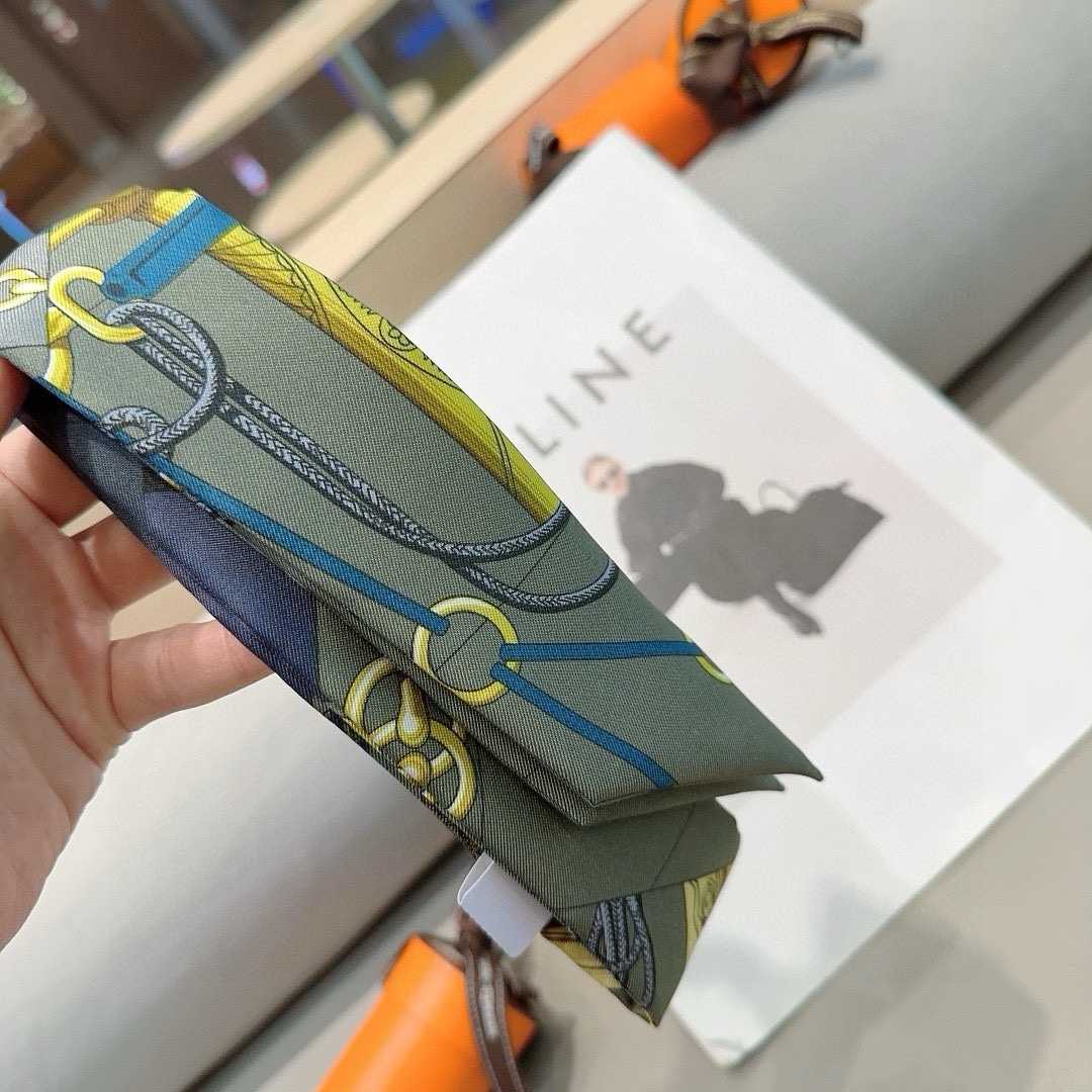 Hermes Cavalcades Twilly - FashionPlug