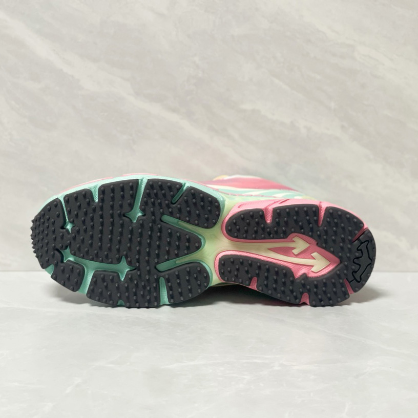 Off-White c/oVrgil Abloh™ Sneakers - FashionPlug