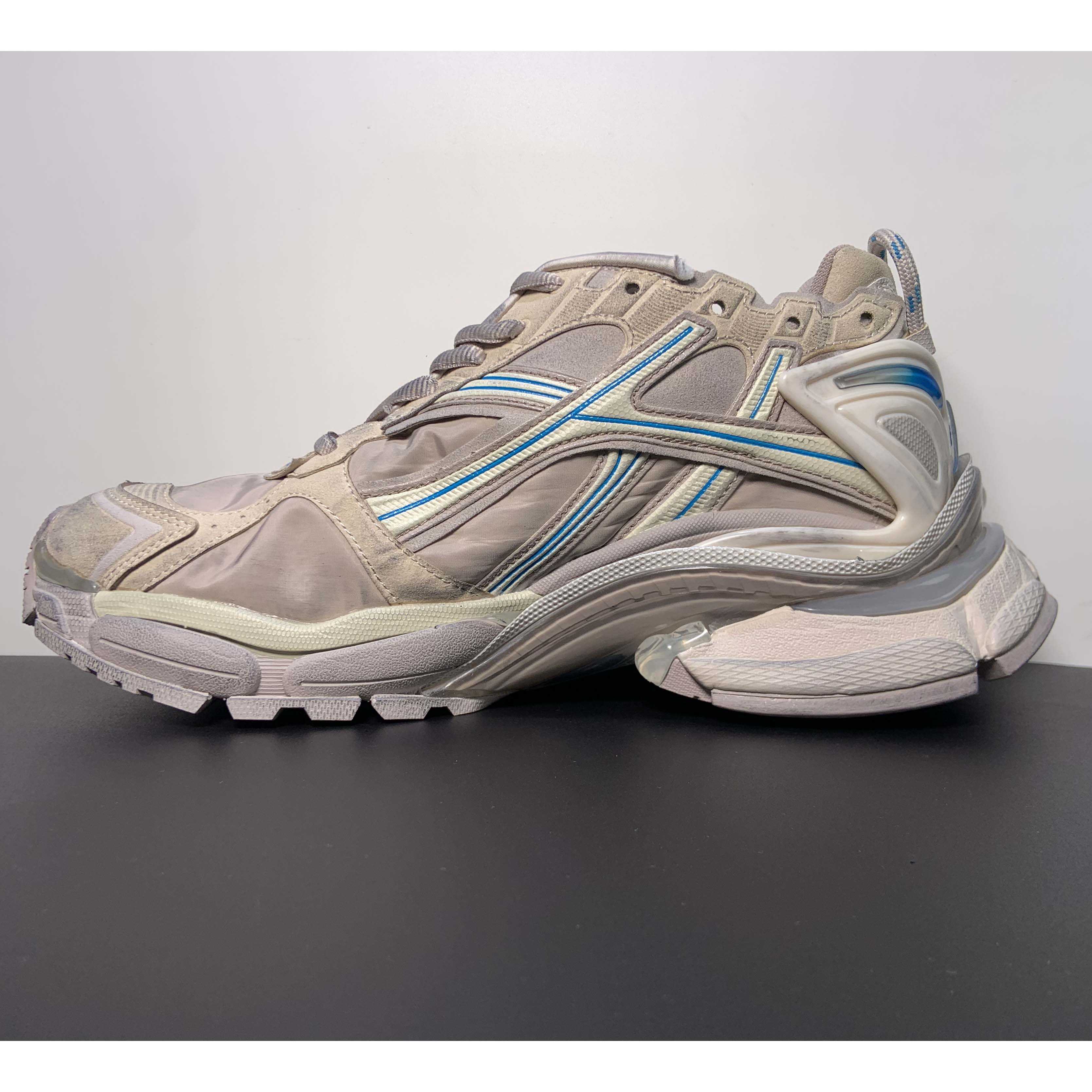 Balenciaga Runner Sneaker - FashionPlug