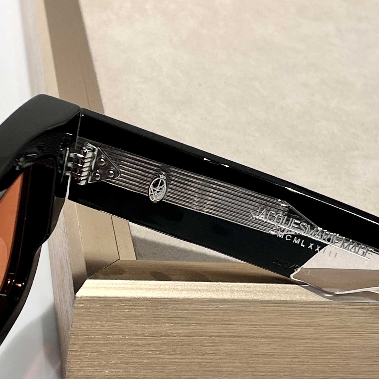 Jacquemus ASCARII Sunglasses - FashionPlug