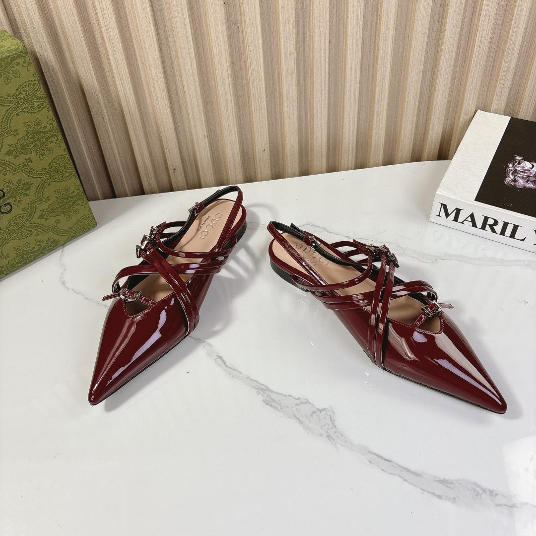 Gucci Women's Strappy Ballet Flat - FashionPlug