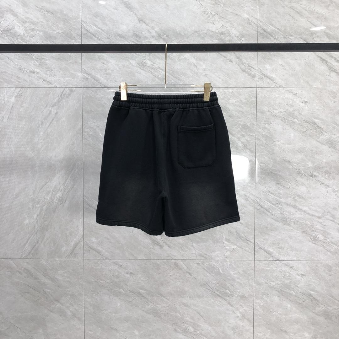 Amiri Logo-print Drawstring-waistband Shorts - FashionPlug