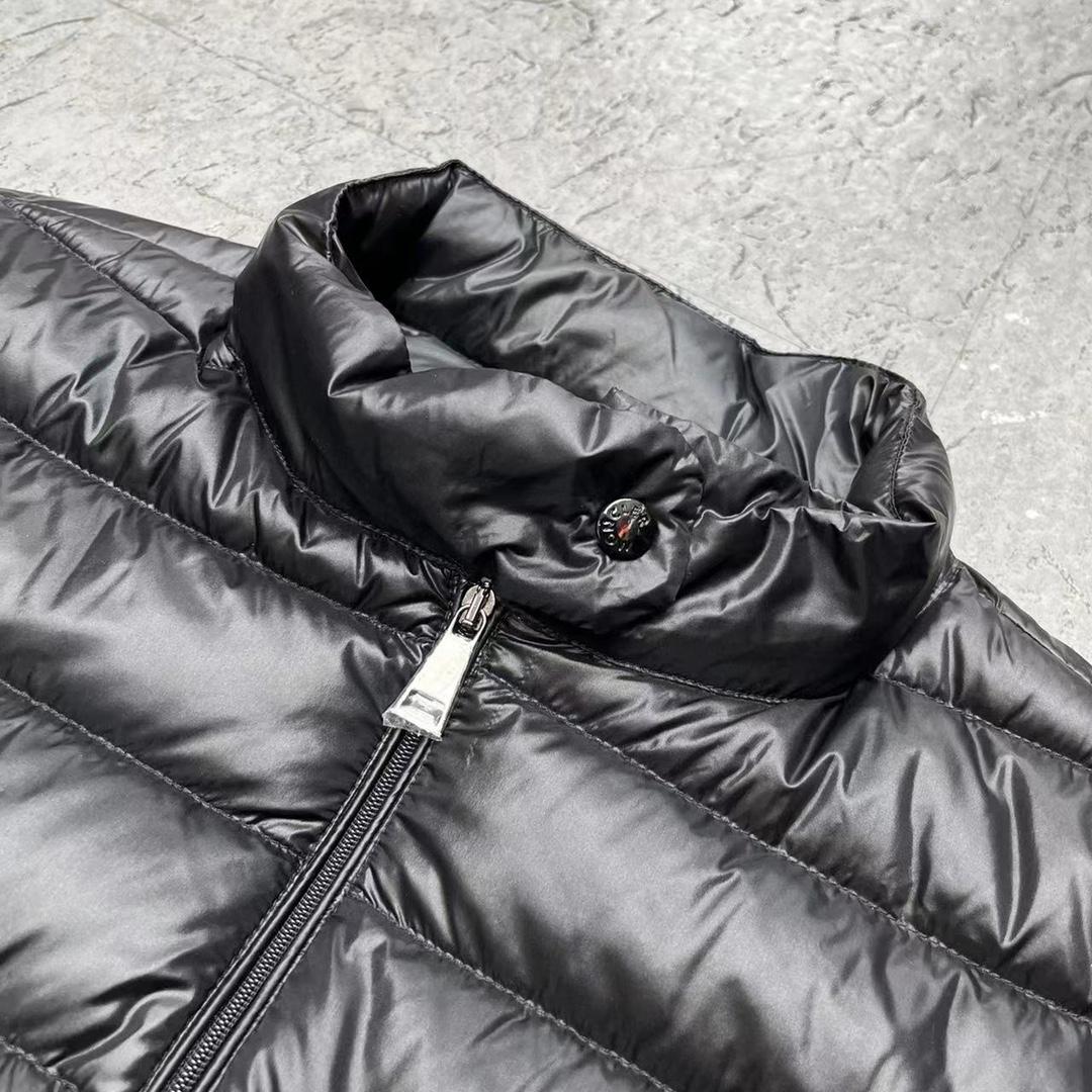 Moncler Lans Short Down Jacket - FashionPlug