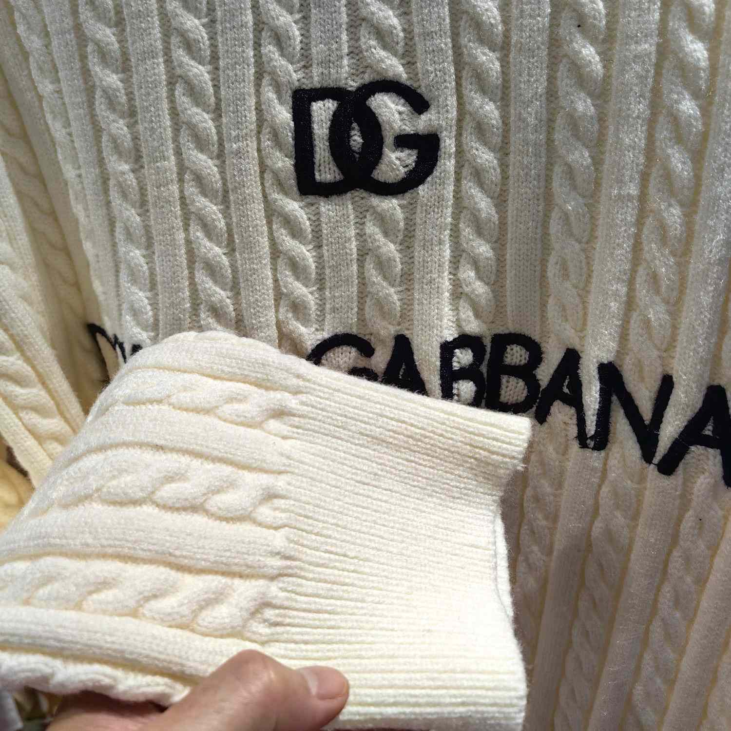 Dolce & Gabbana White Logo-embroidery Virgin Wool Jumper - FashionPlug