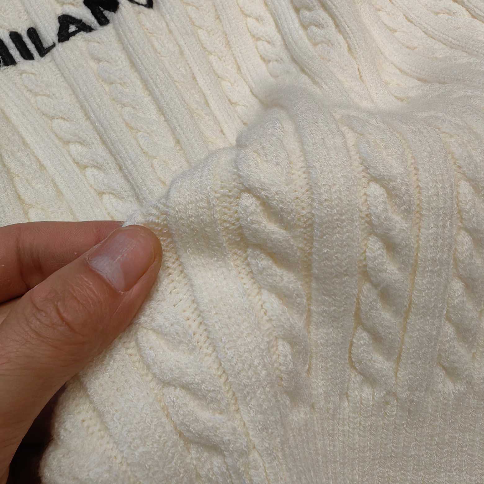 Dolce & Gabbana White Logo-embroidery Virgin Wool Jumper - FashionPlug