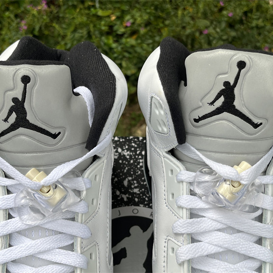 Air Jordan 5 “Reverse Metallic” Sneakers    DD0587-110 - FashionPlug