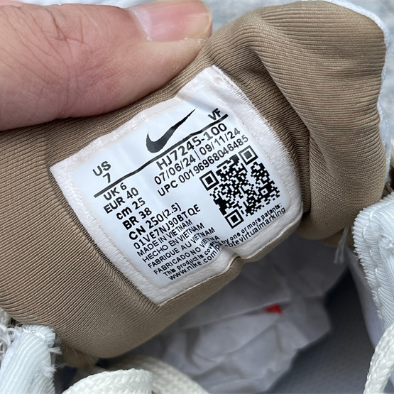 Nike V2K Sneaker    HJ7245-100 - FashionPlug