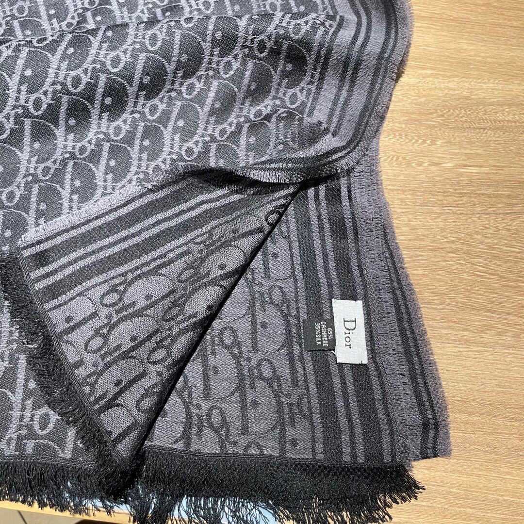 Dior Oblique Scarf - FashionPlug