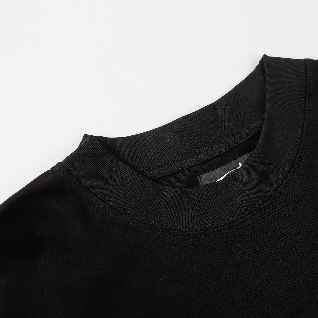 Hellstar Pixel Long Sleeve T-Shirt - FashionPlug