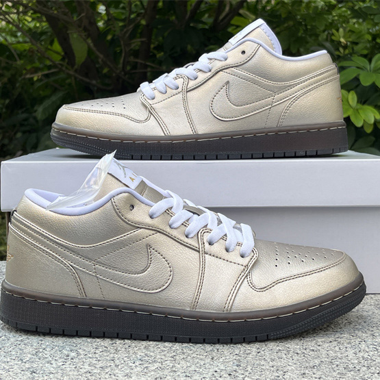 Jordan Air Jordan 1 Low Sneaker      HQ3529-099 - FashionPlug
