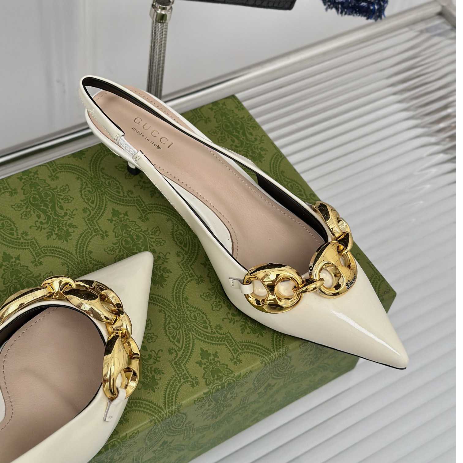 Gucci Women's Slingback With Marina Chain  - FashionPlug