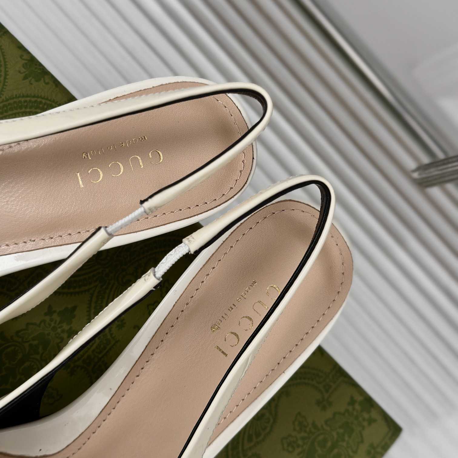 Gucci Women's Slingback With Marina Chain  - FashionPlug