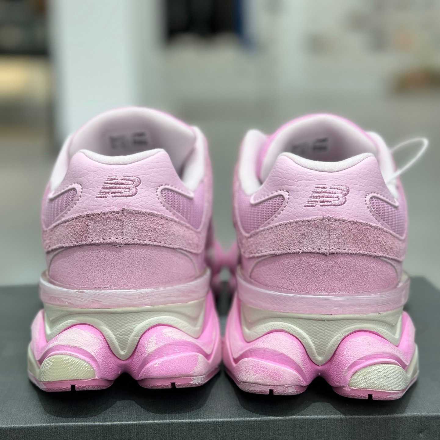 New Balance NB9060 Sneakers      U9060APP - FashionPlug