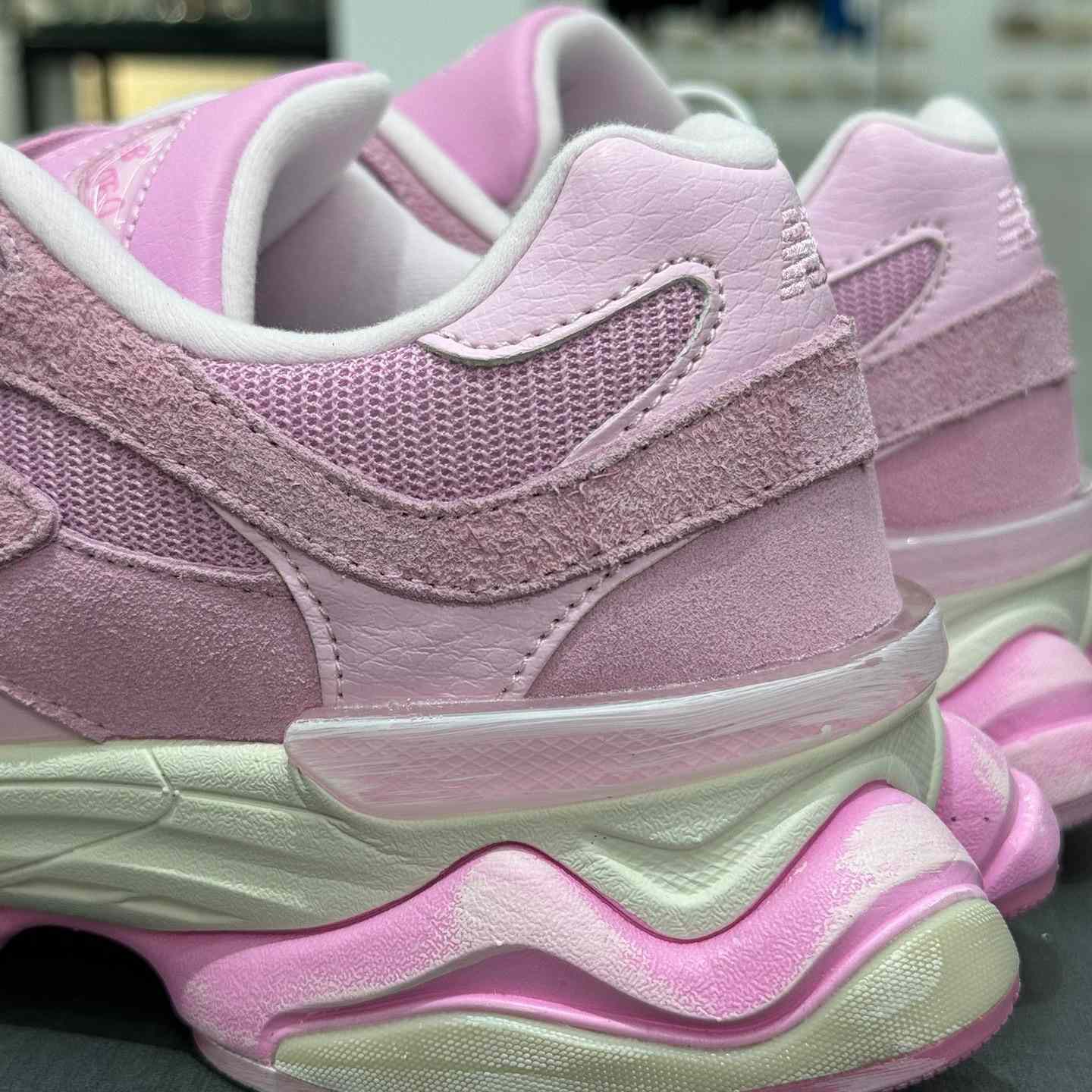 New Balance NB9060 Sneakers      U9060APP - FashionPlug