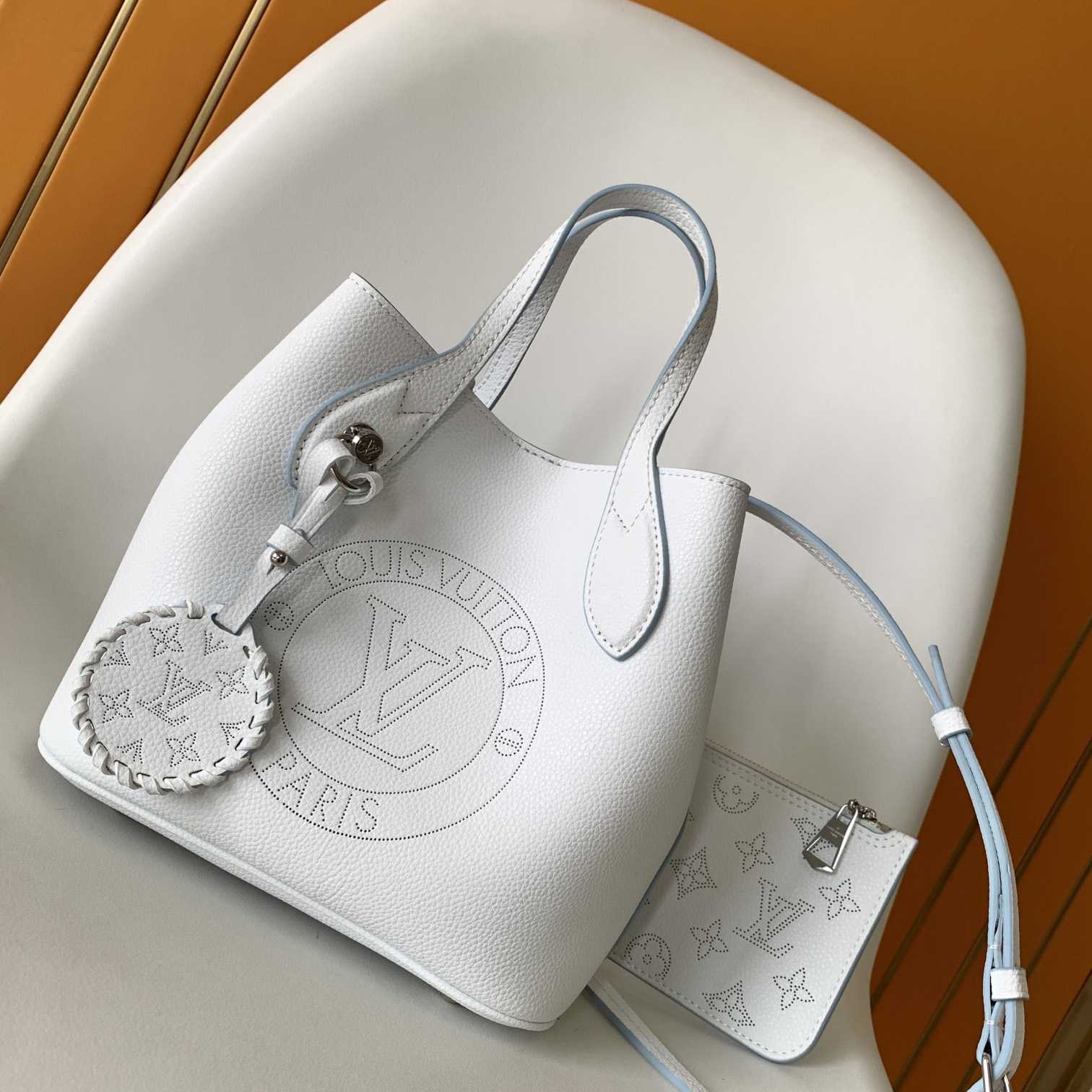 Louis Vuitton Blossom PM   M11734 - FashionPlug