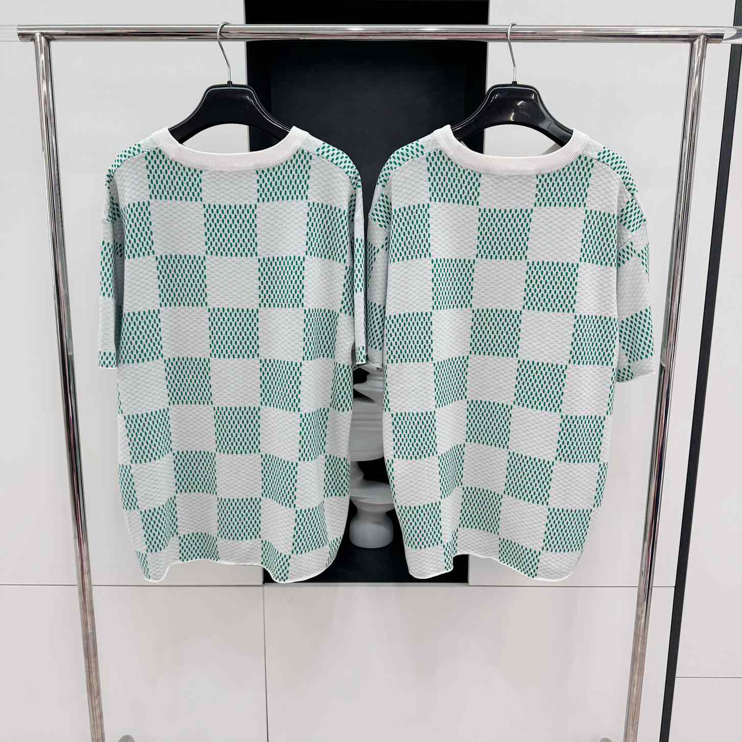 Louis Vuitton Damier Knitted Short-Sleeved Crewneck  1AFIX4 - FashionPlug