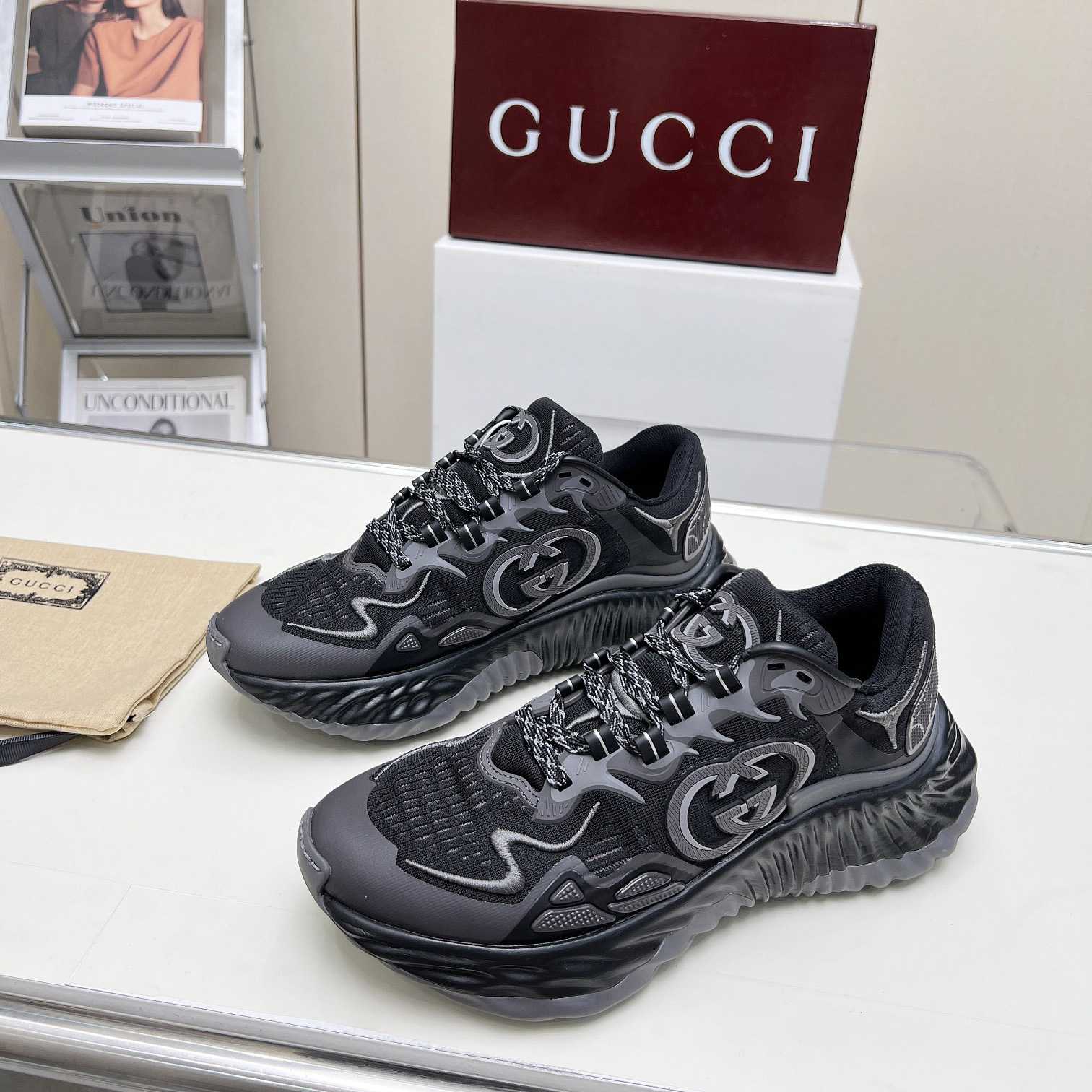 Gucci Ripple Sneaker - FashionPlug