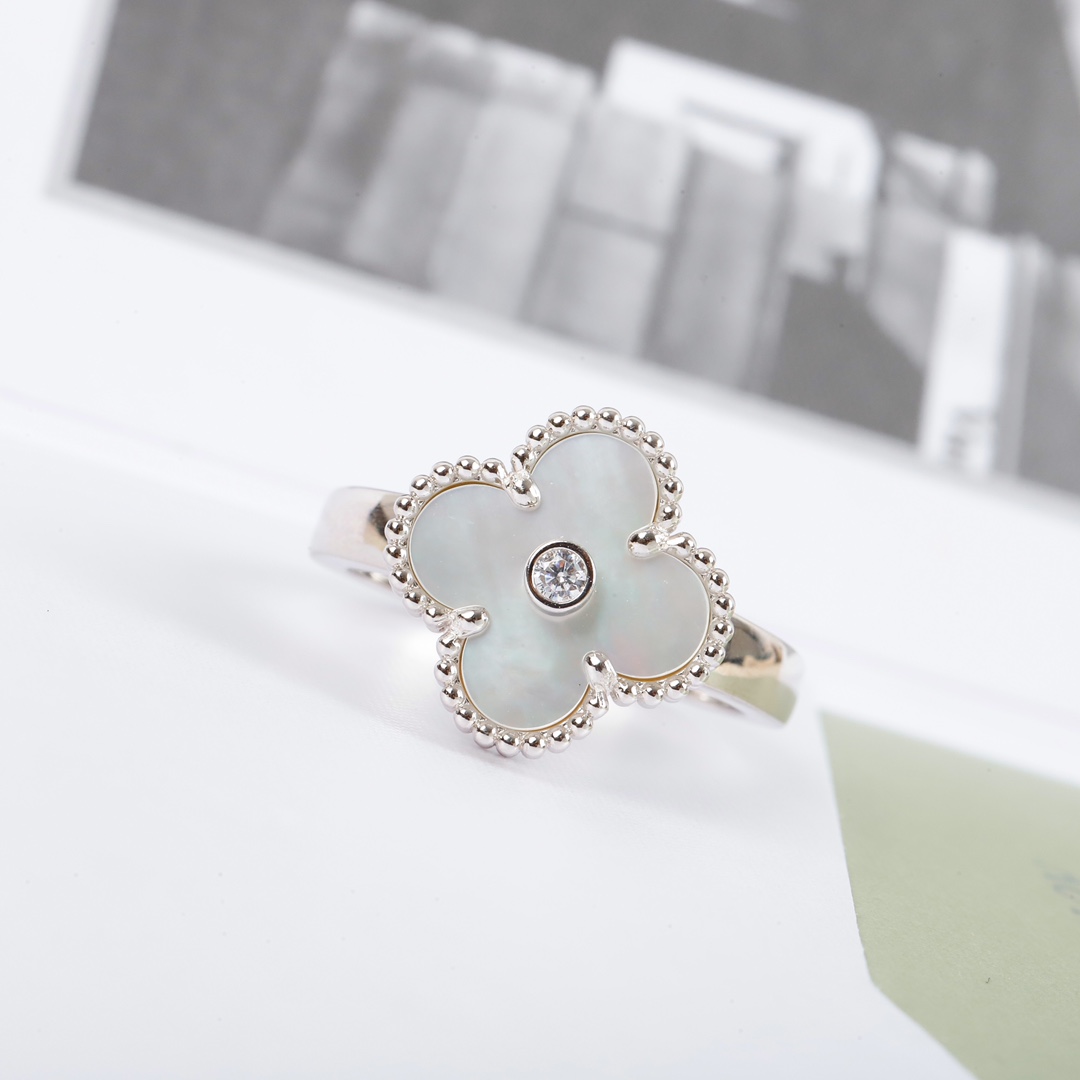 Van Cleef & Arpels Rings - FashionPlug