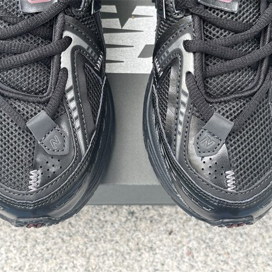 New Balance 1906R Sneakers      M1906AF  - FashionPlug