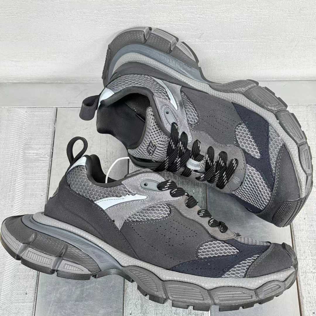 Balenciaga 3XL Sneaker - FashionPlug