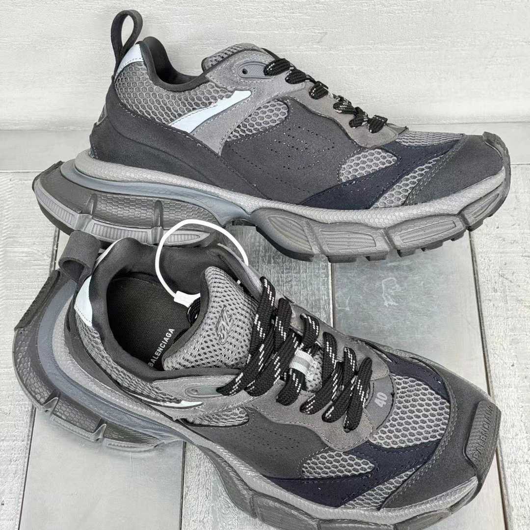 Balenciaga 3XL Sneaker - FashionPlug