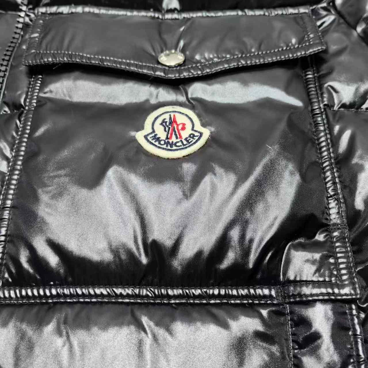 Moncler Short Down Jacket - FashionPlug