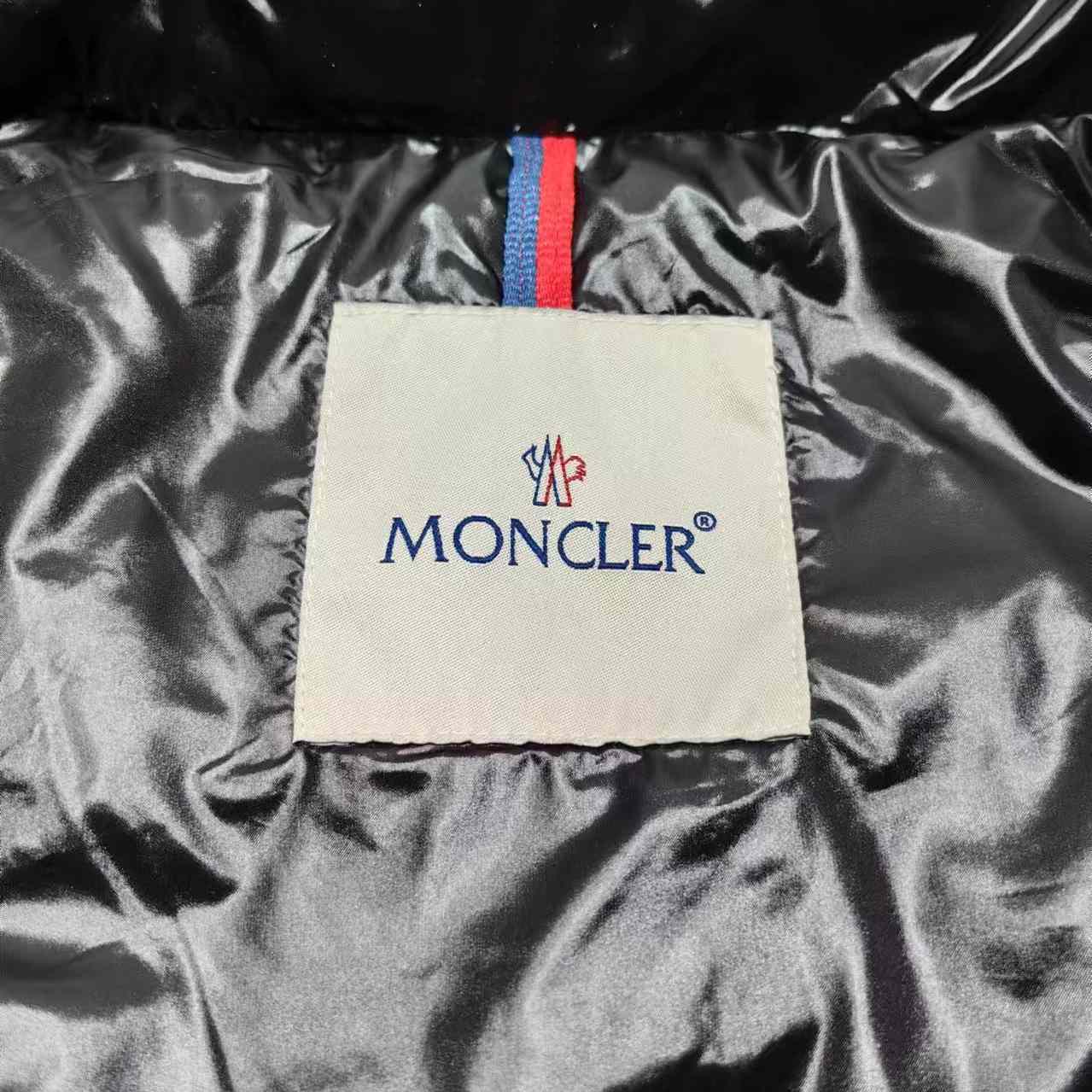 Moncler Short Down Jacket - FashionPlug