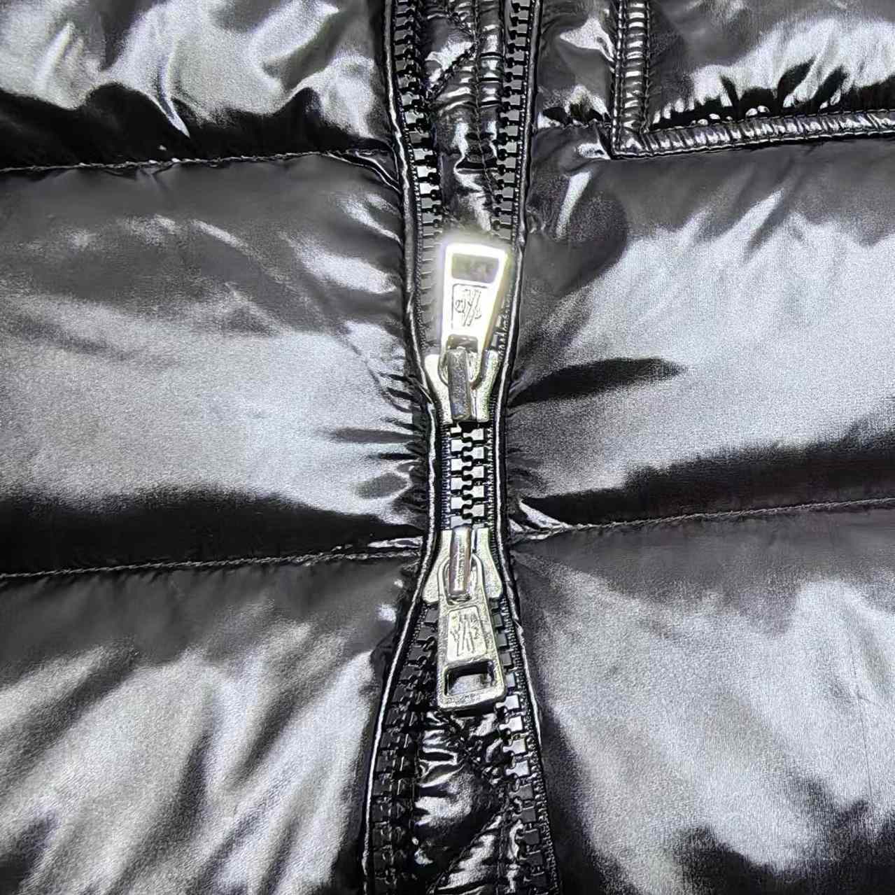 Moncler Short Down Jacket - FashionPlug