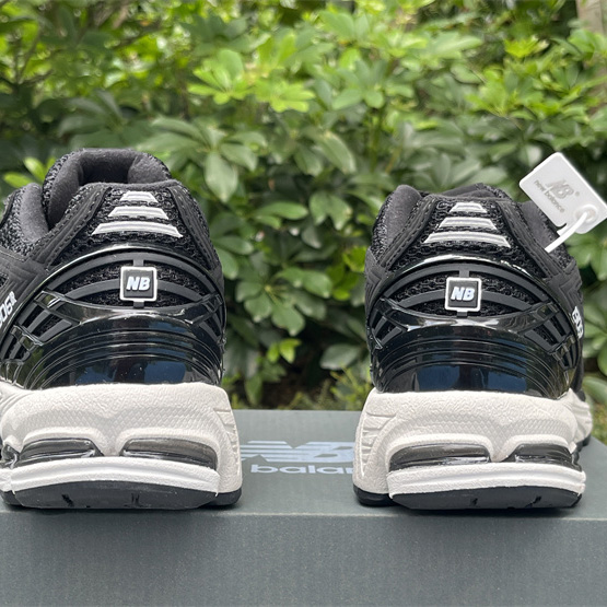 New Balance 1906R Sneakers      M1906RFB  - FashionPlug