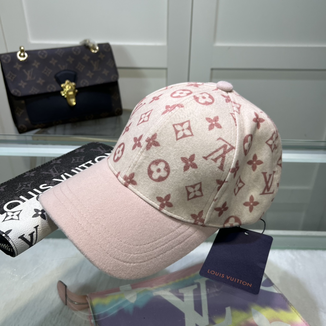 Louis Vuitton Cap - FashionPlug