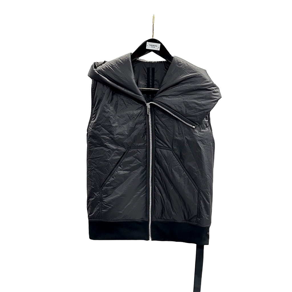 Rick Owens Padded nylon vest with hood - FashionPlug