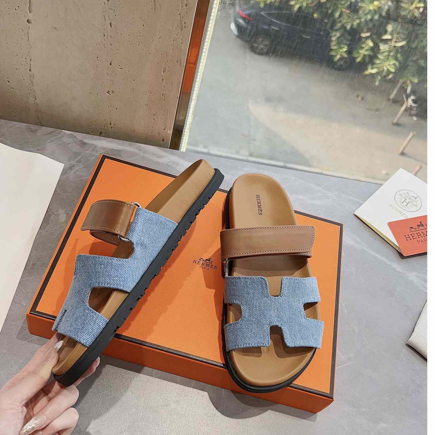 Hermes Chypre Sandal - FashionPlug