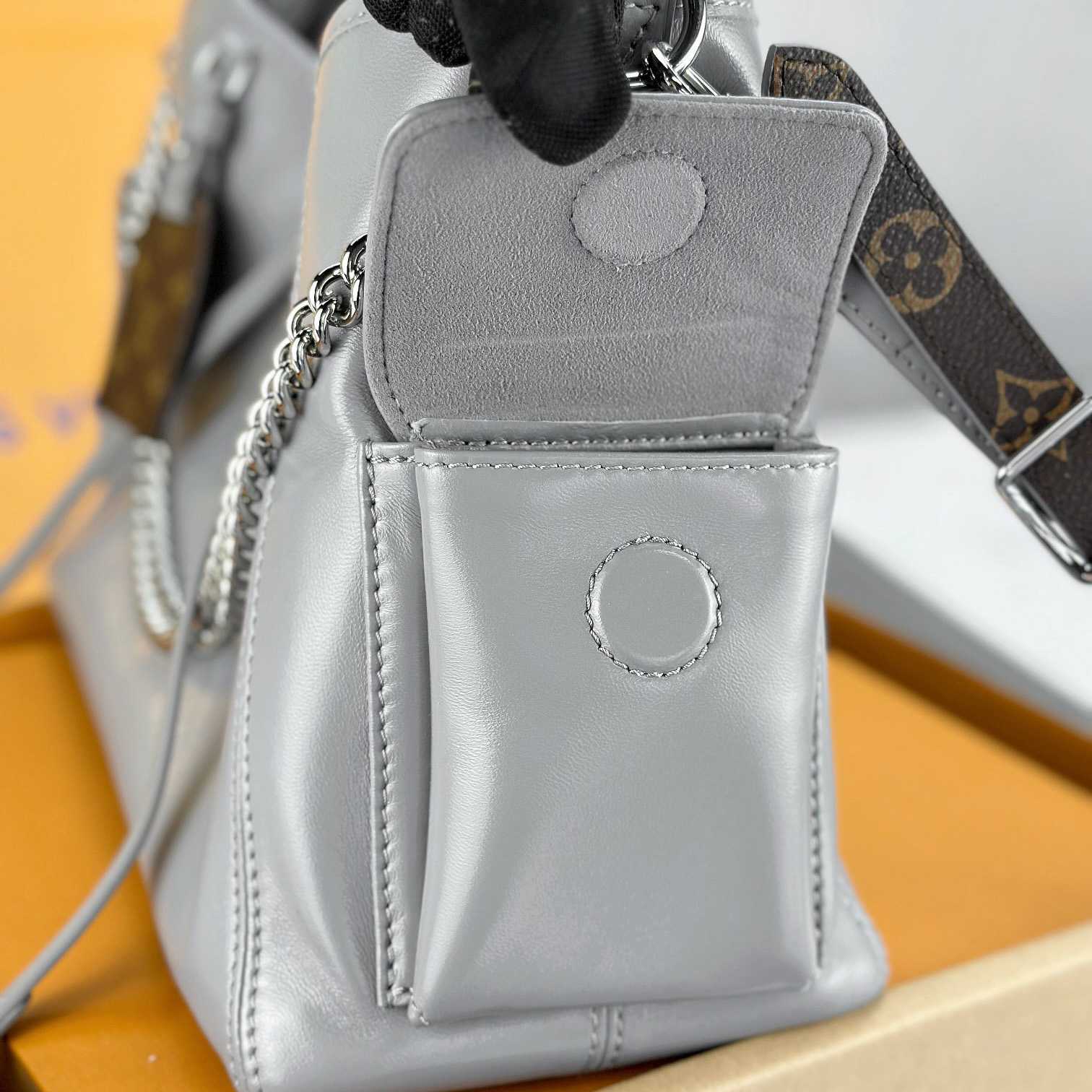 Louis Vuitton CarryAll Cargo PM   M12579 - FashionPlug