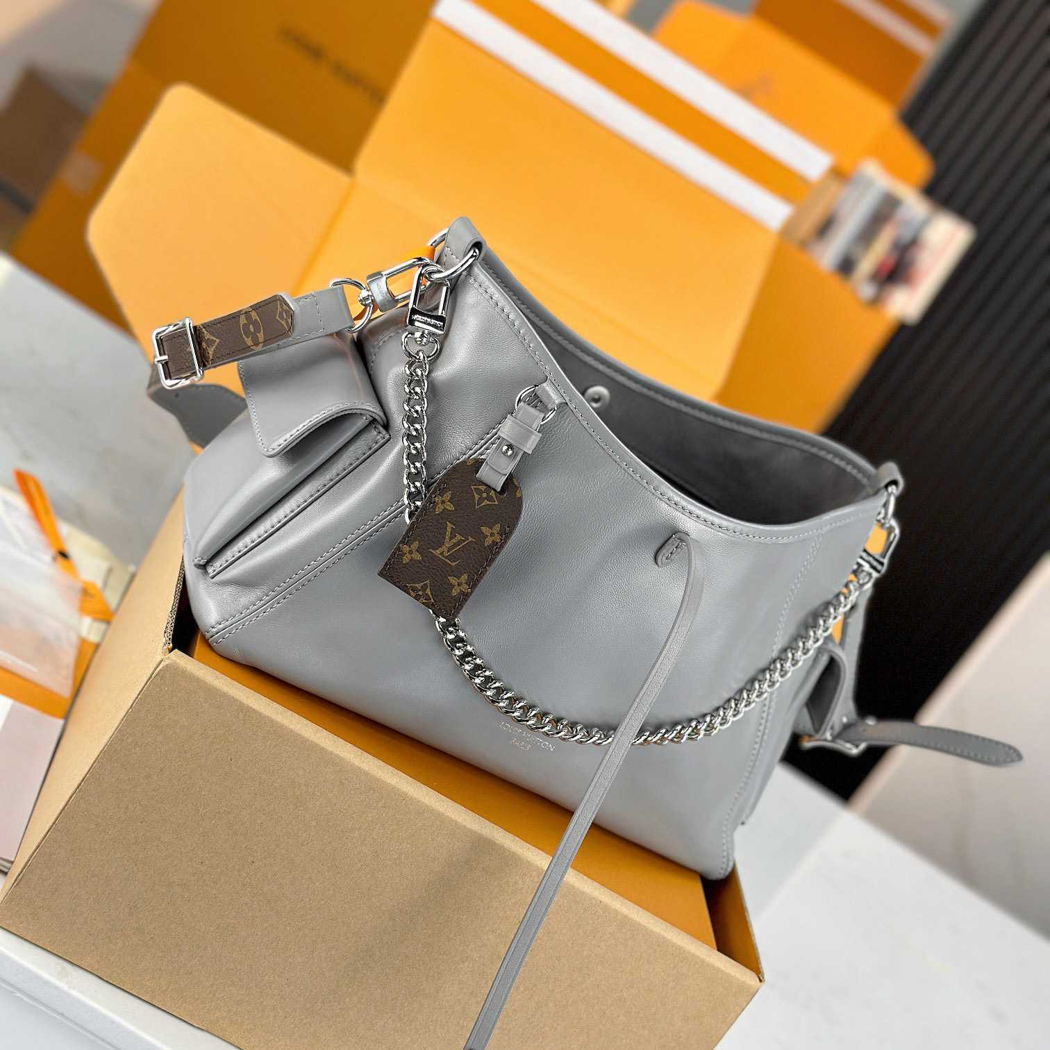 Louis Vuitton CarryAll Cargo PM   M12579 - FashionPlug