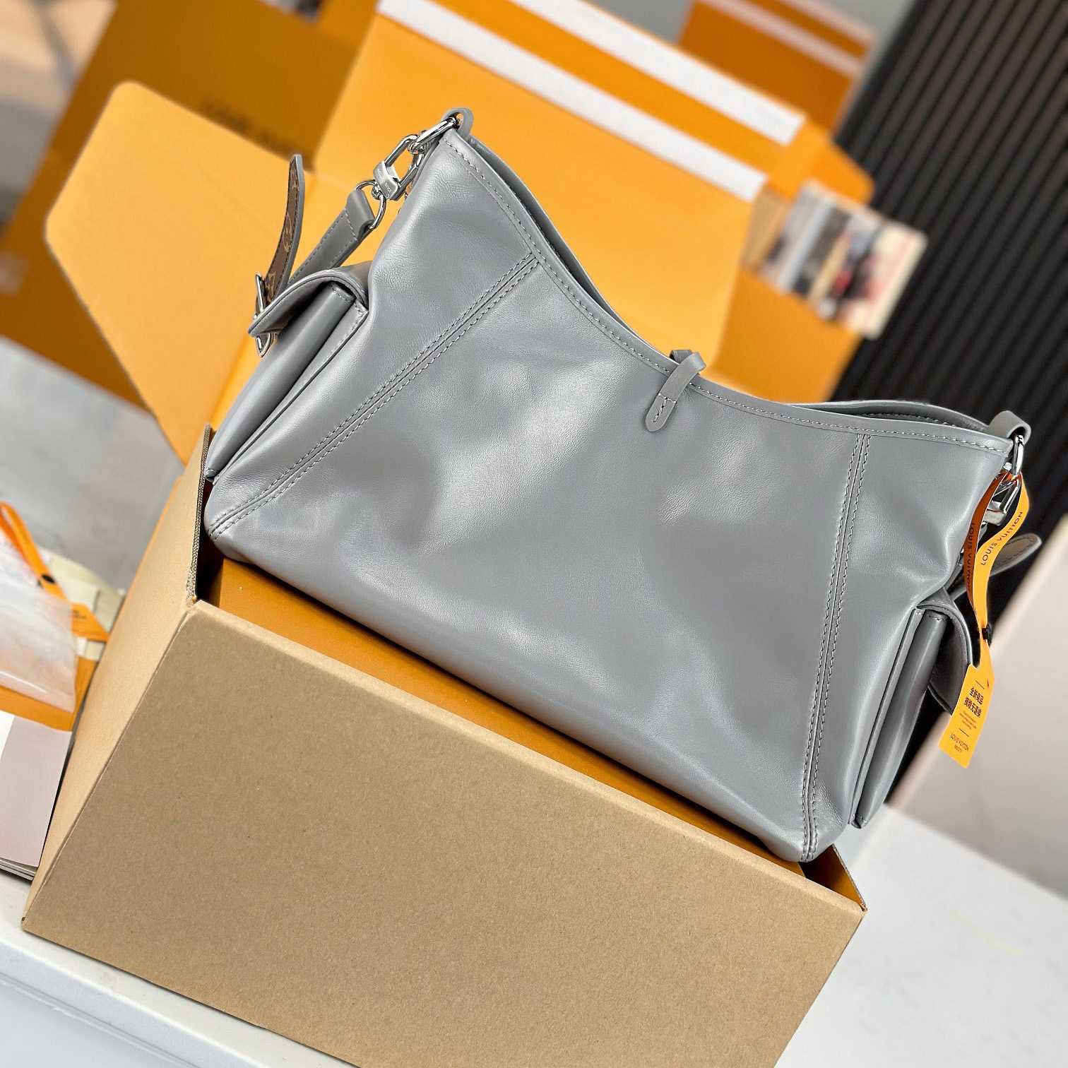 Louis Vuitton CarryAll Cargo PM   M12579 - FashionPlug