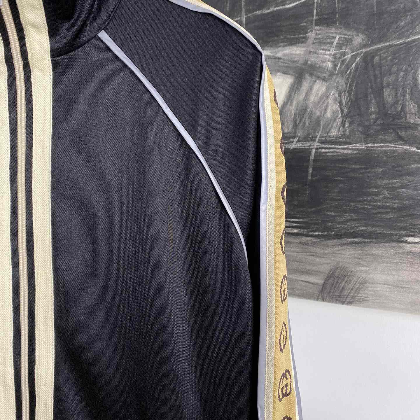 Gucci Oversize Technical Jersey Jacket - FashionPlug