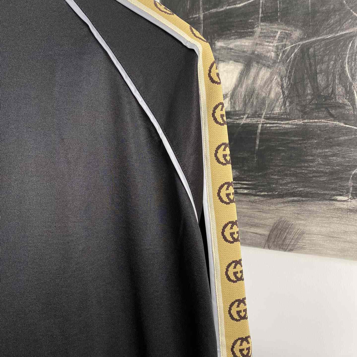 Gucci Oversize Technical Jersey Jacket - FashionPlug