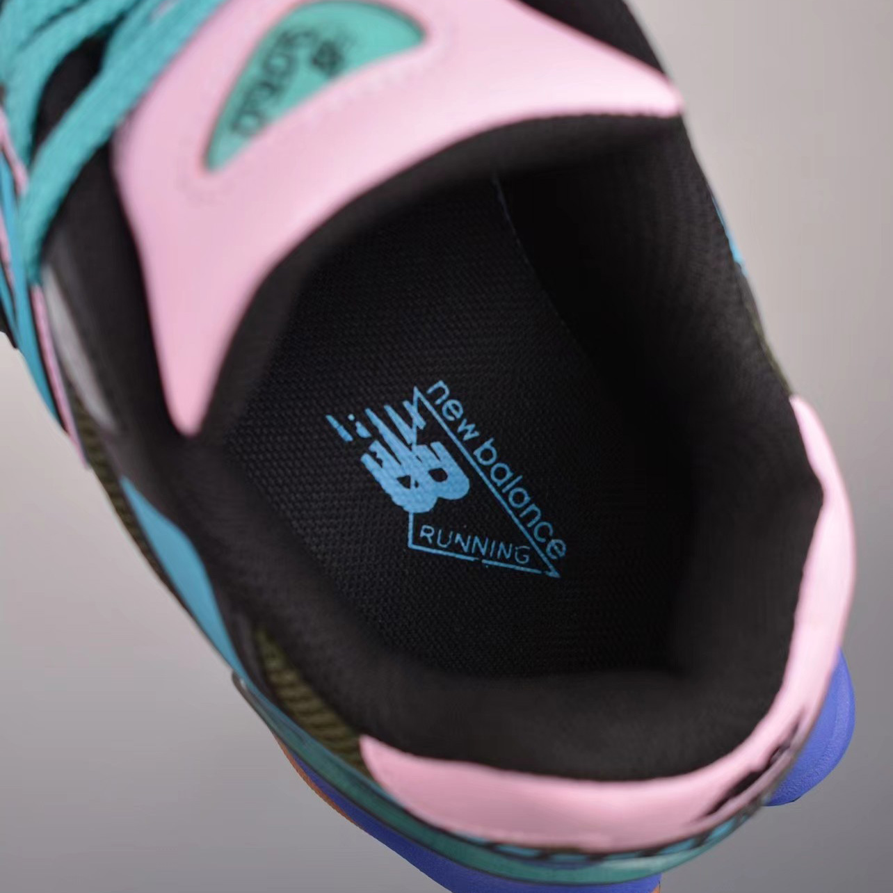 Joe Freshgoods x New Balance Sneakers      U9060JF1 - FashionPlug