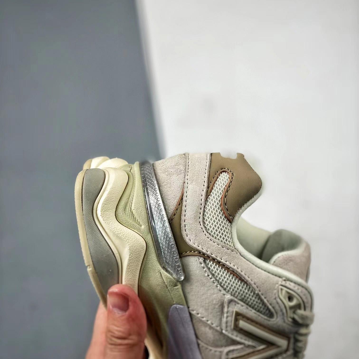 New Balance Sneakers      U9060GG - FashionPlug