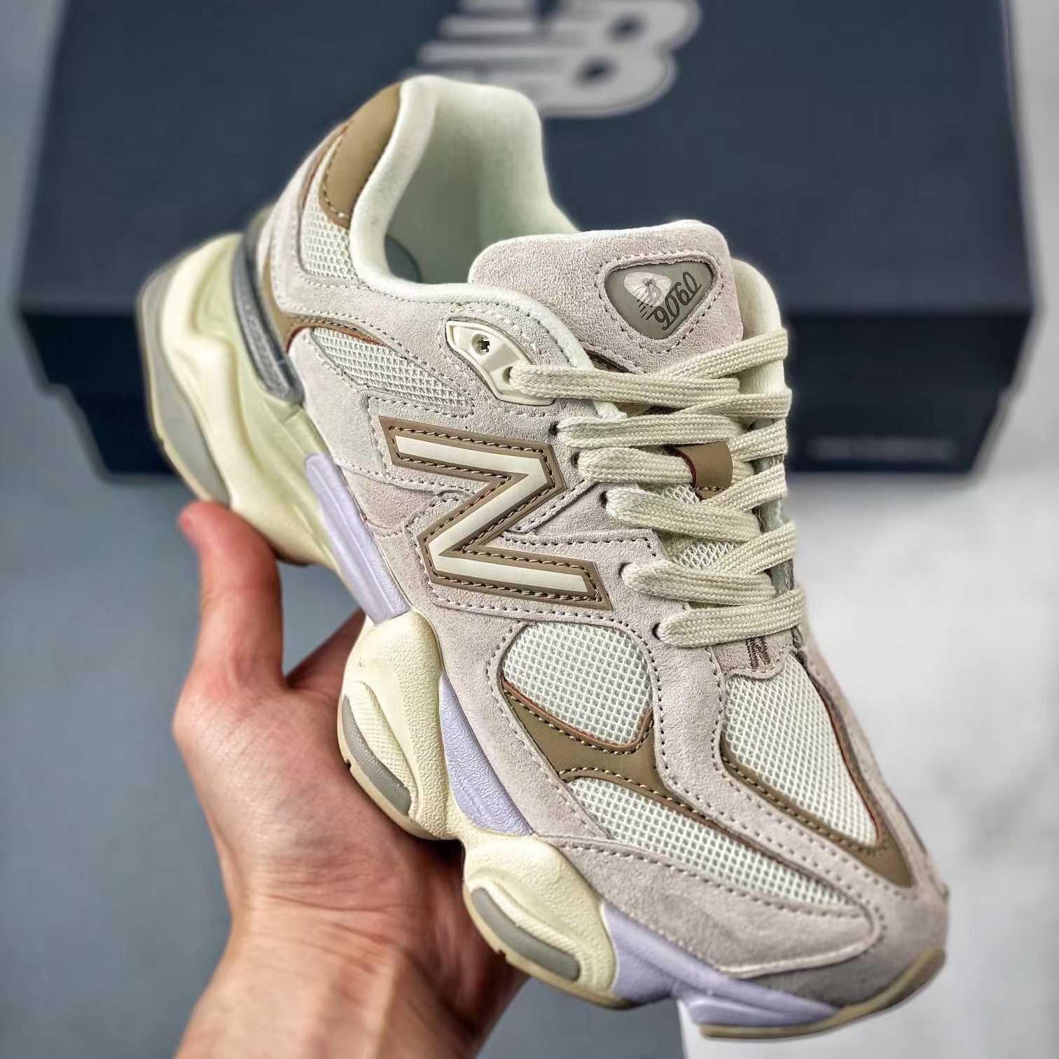 New Balance Sneakers      U9060GG - FashionPlug