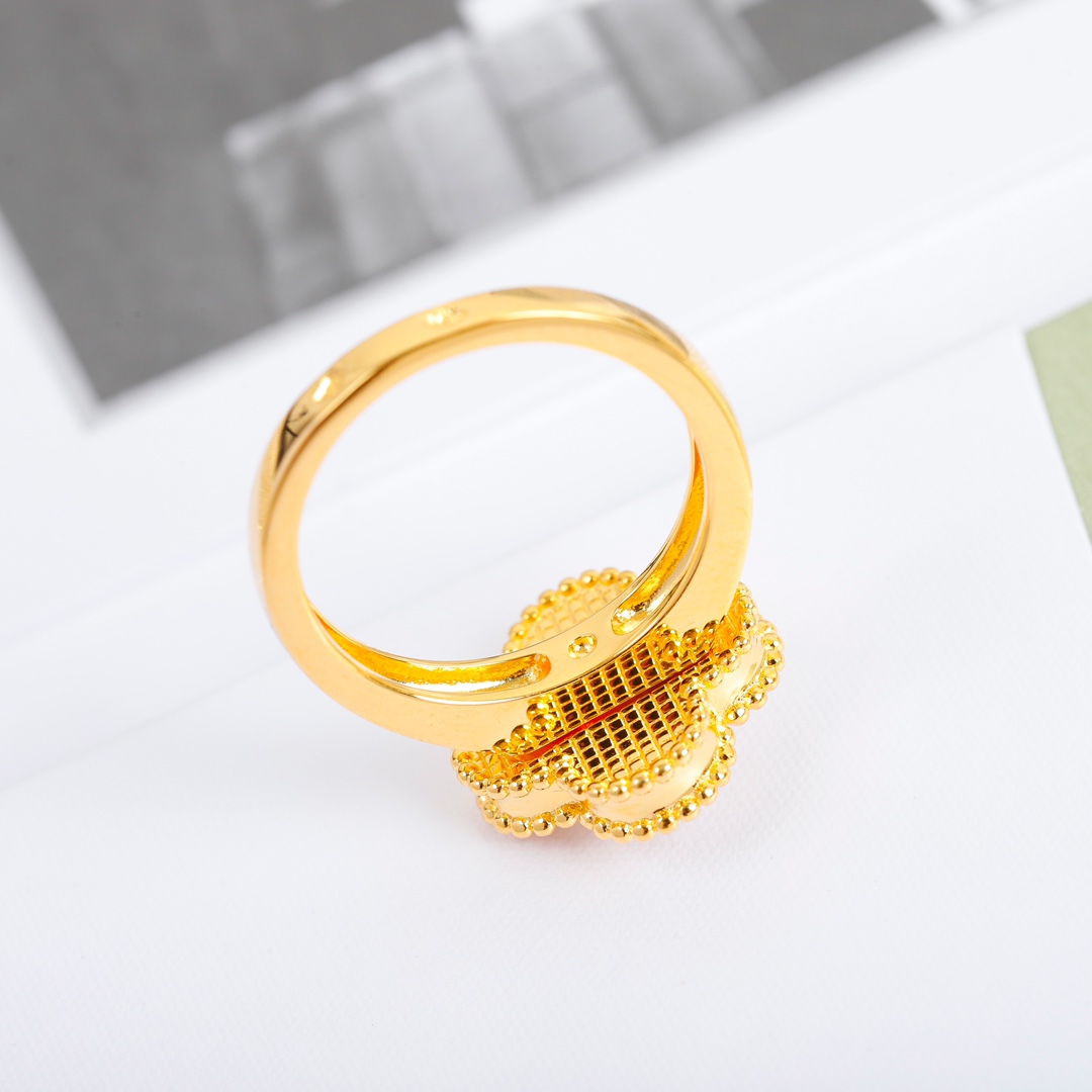 Van Cleef & Arpels Rings - FashionPlug