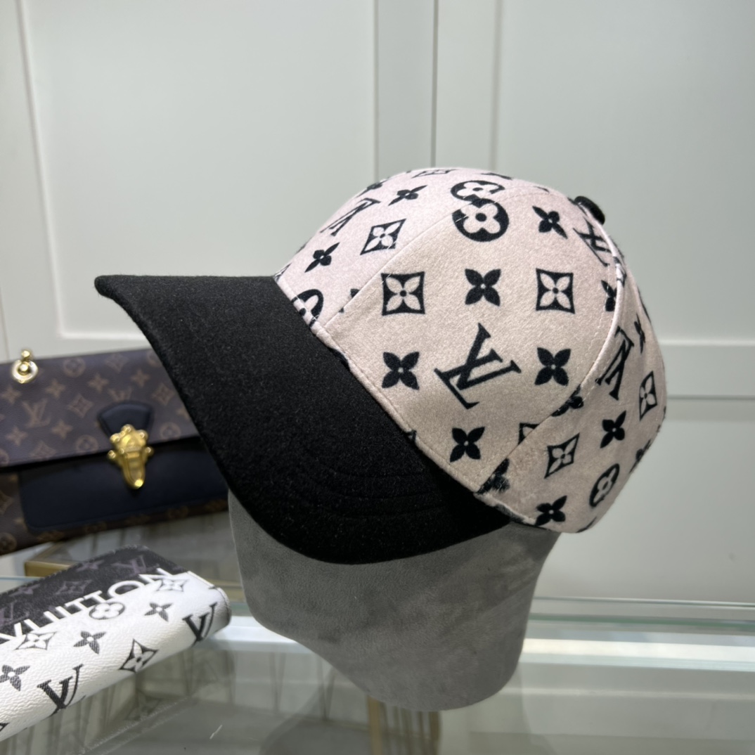 Louis Vuitton Cap - FashionPlug