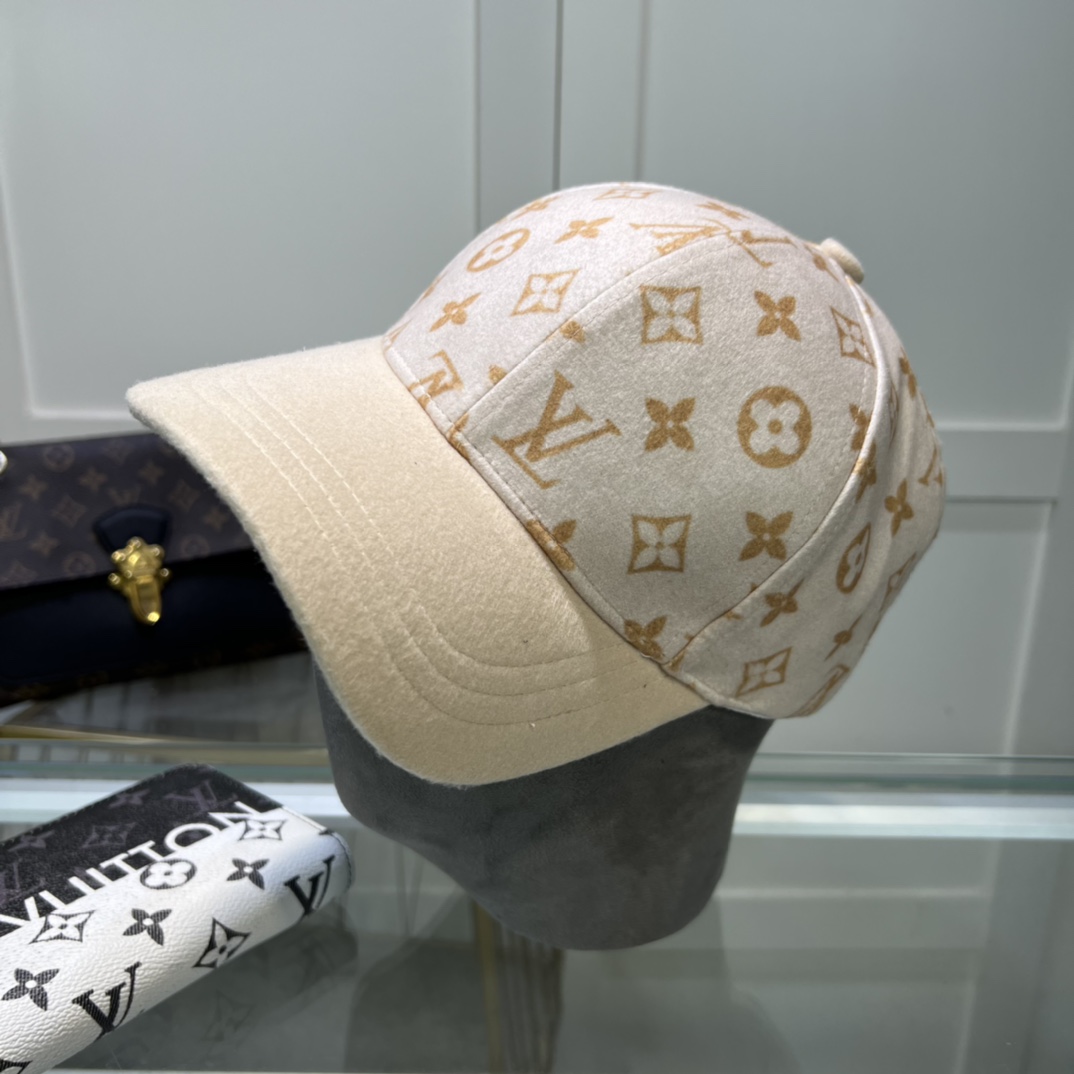 Louis Vuitton Cap - FashionPlug