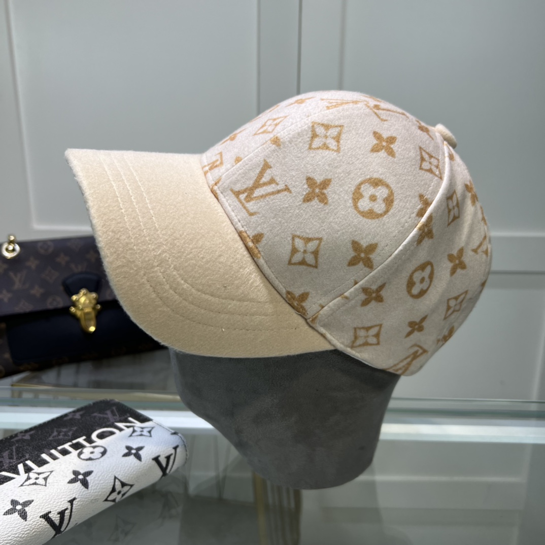 Louis Vuitton Cap - FashionPlug