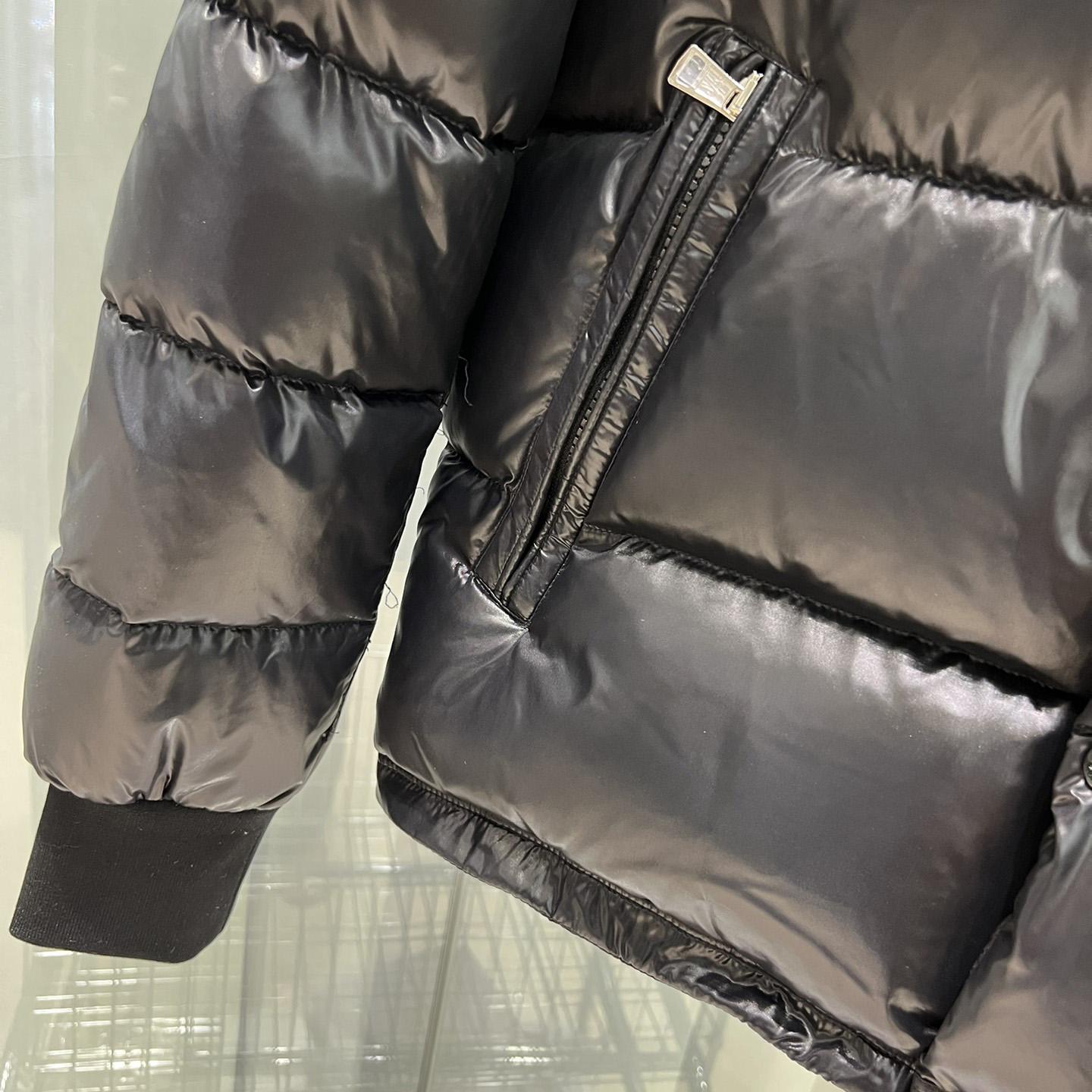 Moncler Maljasset Short Down Jacket  - FashionPlug