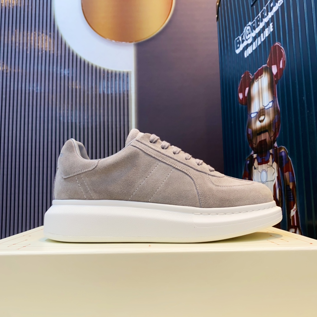 Alexander Mqueen Oversized Sneakers - FashionPlug